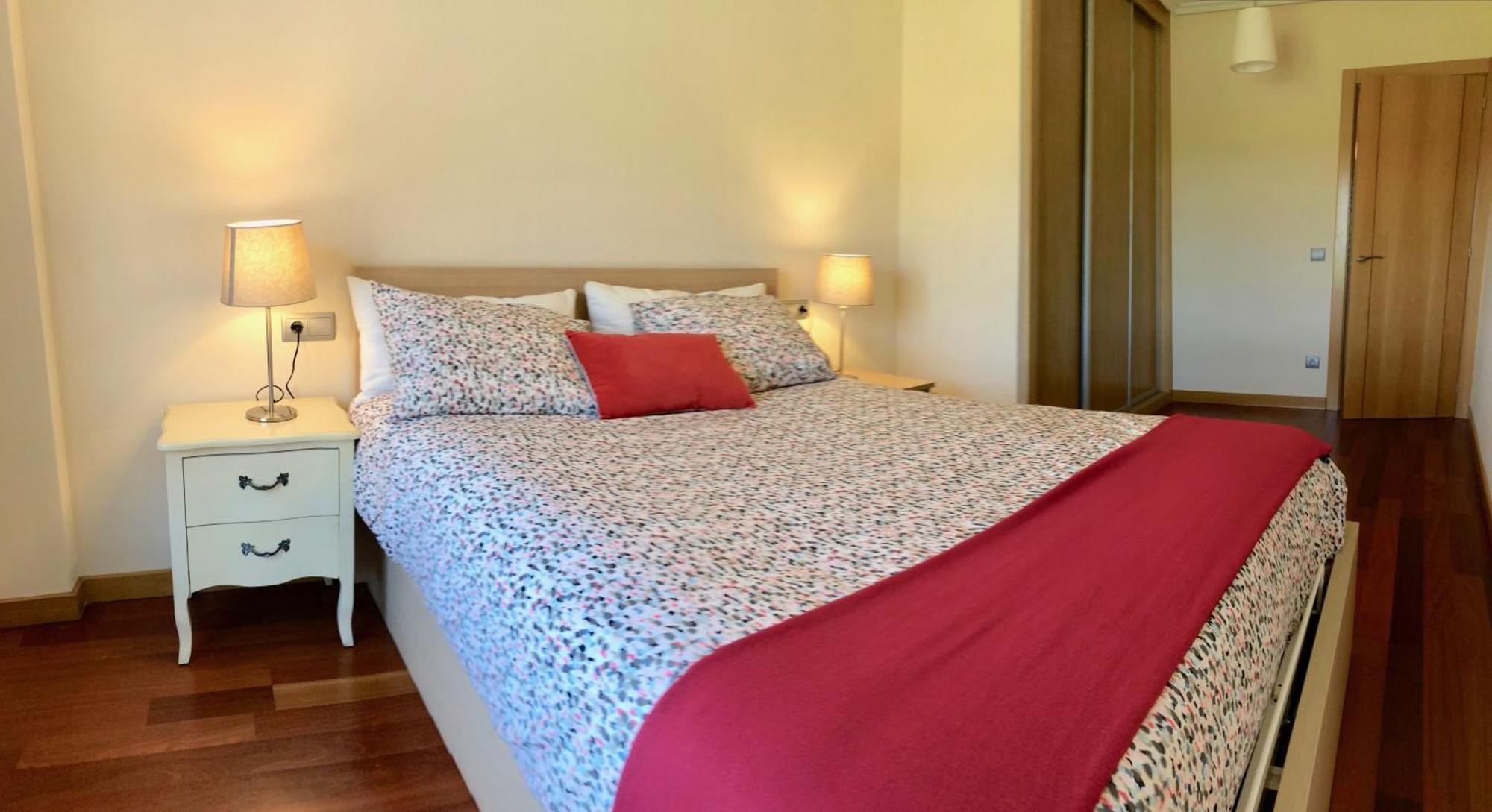 Apartamento Europa Jardin Oviedo Eksteriør bilde
