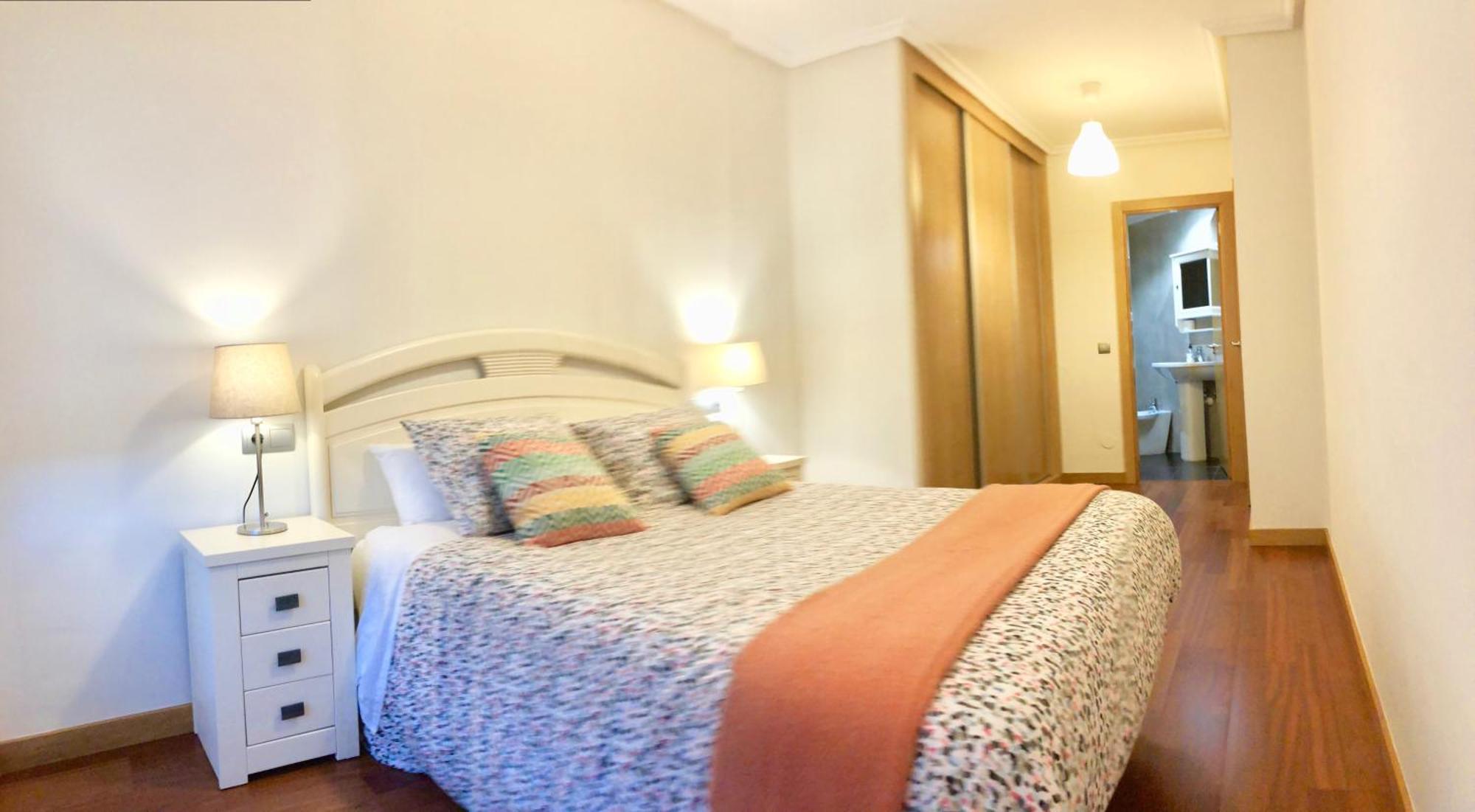 Apartamento Europa Jardin Oviedo Eksteriør bilde