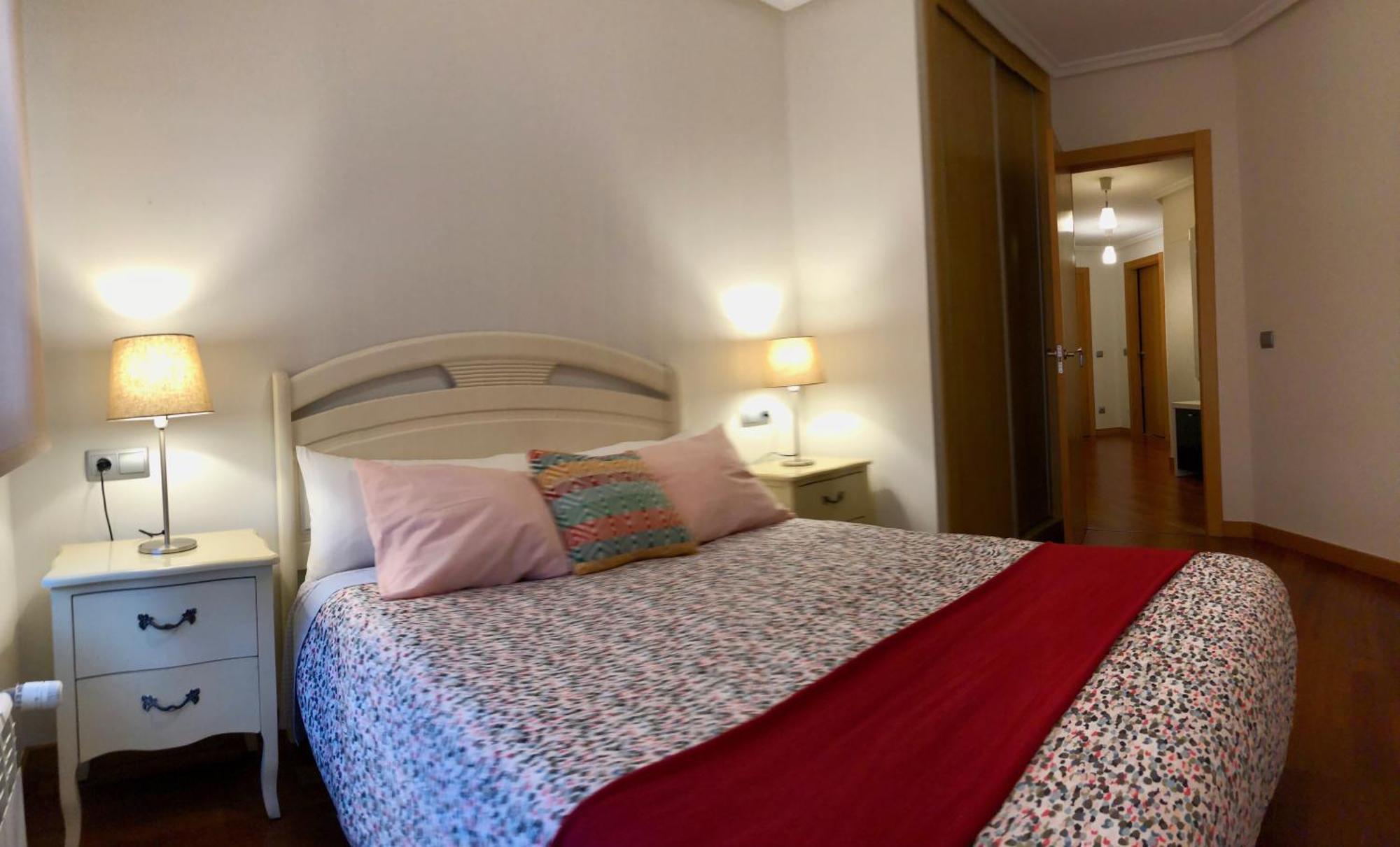 Apartamento Europa Jardin Oviedo Eksteriør bilde